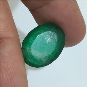 تصویر نگین یشم سبز طبیعی 