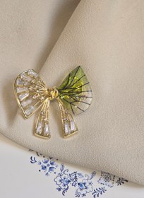 تصویر گل‌سینه پاپیون شیشه ایی 