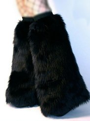 تصویر لگینگ زنانه خز سیاه 