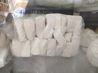 تصویر پنیر محلی پوستی - ۲کیلویی 