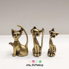 تصویر مجسمه گربه مینیمال سه تایی جنس سربی 