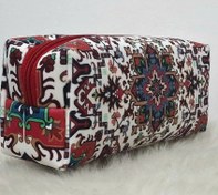 تصویر جامدادی تک زیپ مدل سنتی 