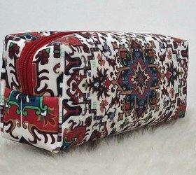 تصویر جامدادی تک زیپ مدل سنتی 