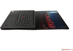 تصویر لپ تاپ لمسی لنوو با پردازنده قدرتمند زئون و کیفیت تصویر 4K عالی LENOVO P1 TOUCH | INTEL XEON E-2176 M | 16 DDR4 | 512 SSD| 4GB NVIDIA QUADRO P2000-MAX Q DDR5 | 15.6 4K Touch 