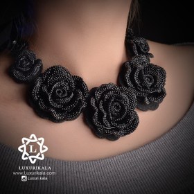 تصویر یقه تزئینی طرح گل ا Flower Flower