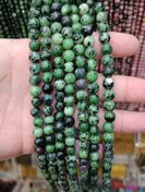 تصویر سنگ زئوسیت ساده 