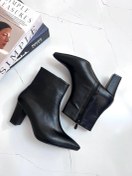 تصویر نیمبوت چرم ساده پاشنه کوتاه 