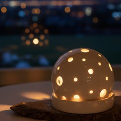 تصویر جاشمعی تزئینی سرامیکی طراحی سوراخ‌دار و قلبی 