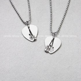 تصویر گردنبند پیک و گیتار - Guitar Pick6 