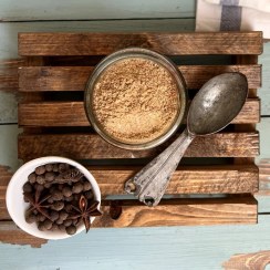 تصویر خرید و قیمت ادویه دست‌ساز کالباس کودک 