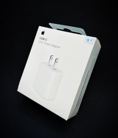 تصویر شارژر اپل مدل A1692 ظرفیت ۲۰ وات دو پین 