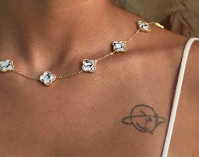 تصویر گردنبند برند ونکلیف طرح ابر و باد رنگ ثابت 