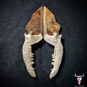 تصویر چاقوی فک طرح عصر حجری 