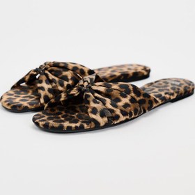 تصویر صندل پلنگی ZARA 