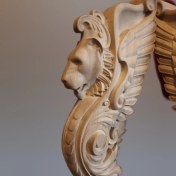 تصویر استارت بزرگ نرده چوبی طرح شیر کد ۱۰۵ از چوب راش 