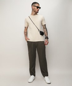 تصویر شلوار مردانه سبز ارتشی ساده و دوخته شده برند campus sutra Men's Army Green Solid Tailored Trousers