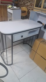 تصویر میز ناخن 