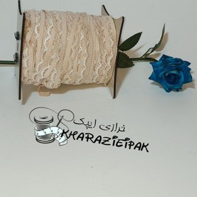 تصویر کش لبه شورت 