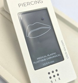 تصویر پرسینگ لب 