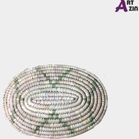 تصویر سبد حصیری بیضی در دار نظم دهنده جای نخ و سوزن - کد: 293 