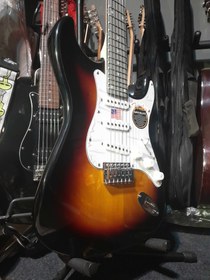 تصویر گیتار الکتریک Fender strat Fender electric guitar stratcaster