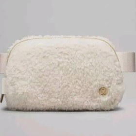 تصویر بلت بگ تدی Lululemon 