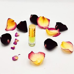 تصویر عطر گل محمدی 