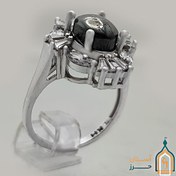 تصویر انگشتر حدید صینی زنانه نقره مدل سحر با حکاکی اذکار 