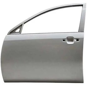 تصویر درب جلو ام وی ام 550 شرکتی خام (چپ) 