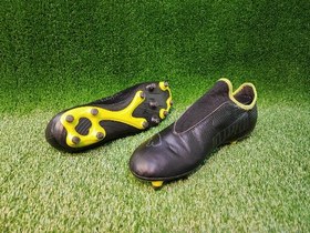 تصویر کفش کتونی فوتبال استوک دار چمنی اورجینال پوما سایز 44 Soccer shoes