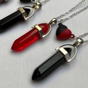 تصویر ست گردنبند دوستی منشوری قرمز و سیاه 