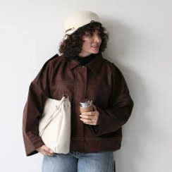 تصویر بامبر جکت زنانه مدل وانیل 