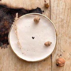 تصویر پيش دستى سفيد ويانا 