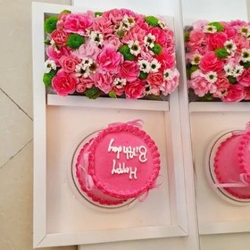 تصویر سفارش کیک تولد و باکس گل بچه گانه 
