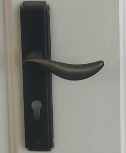 تصویر فروشگاه مستر دور ایران