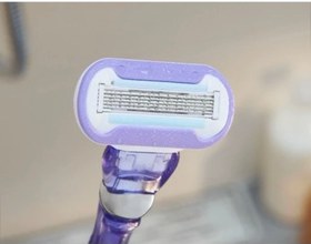 تصویر تیغ یدک پنج لبه ژیلت ونوس Gillette Venus Deluxe Smooth Swirl بسته 3 عددی 