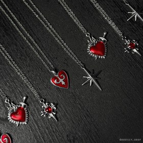 تصویر گردنبند گاثیک 