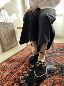 تصویر گیوه طرح مینیمال هندسی 