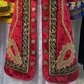 تصویر مانتو سنتی لری( سرداری مخمل زنانه لری سکه دوزی شده) لباس محلی لرستان 