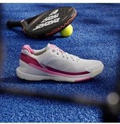 تصویر کفش پدل زنانه آدیداس – ADIDAS Crazyquick BOOST Padel – سفید/صورتی ADIDAS Crazyquick BOOST Padel Shoes-White/Pink