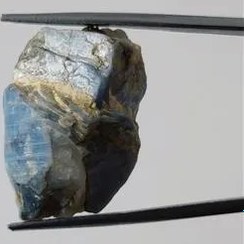 تصویر راف سنگ کیانیت معدنی و طبیعی همدان 