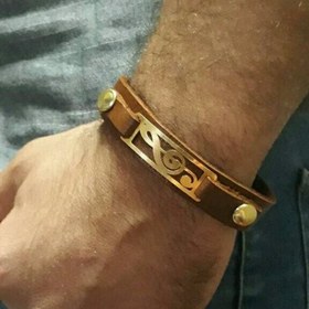 تصویر دستبند چرم و نقره آبکاری طلا 