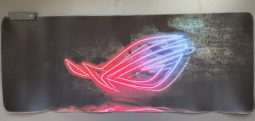 تصویر پد ماوس گیمینگ RGB طرح لوگو ASUS سایز 80x30 