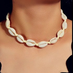 تصویر گردنبند و دستبند صدفی 