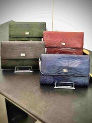 تصویر کیف دوشی زنانه مدل ۰۲۶ - زرشکی 