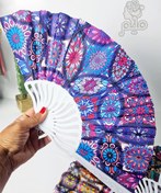 تصویر بادبزن دستی پارچه ای طرح سنتی 