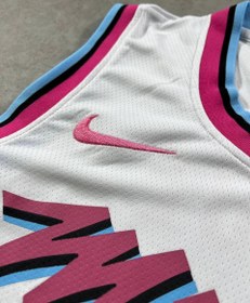 تصویر جرزی میامی سفید صورتی 