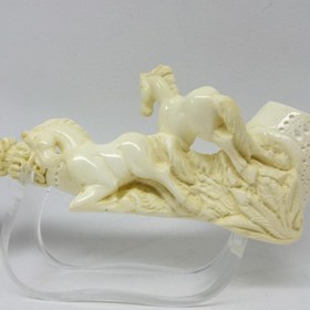 تصویر پیپ شاهکار برندی با طرح زیبا دو اسب از سنگ مرشام (۱۳S) 