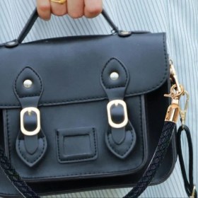 تصویر آویز فانوسی مدبر دار 