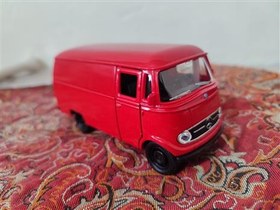 تصویر مینی بوس ون بنز 